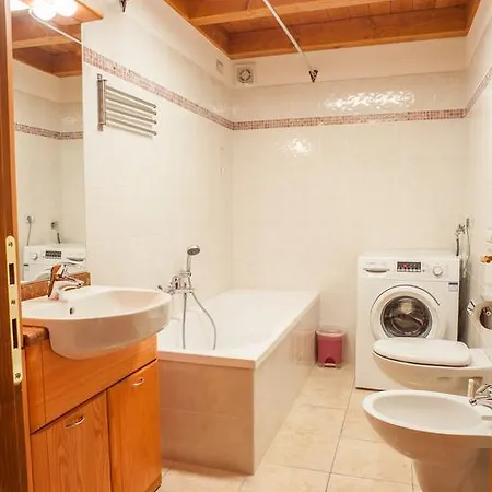 알베르고 디푸조 돌로미티 아파트 *